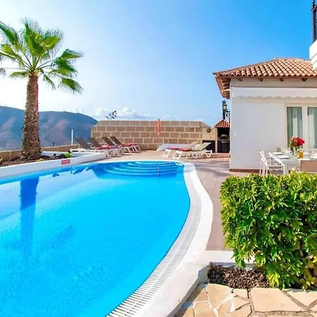 Villa Simona. Peaceful 3 Bedroom Villa. *