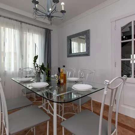 Simona. Peaceful 3 Bedroom Villa. Villa